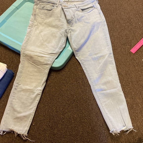 7 pairs of Levi Jean Bundle - Picture 6 of 16